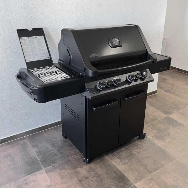 Ausstellungsstück - Gasgrill Napoleon Phantom Prestige 500, mit SIZZLE ZONE